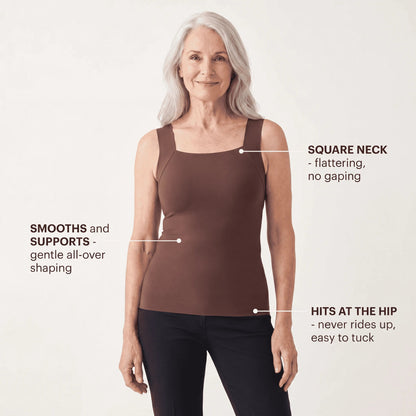 Square neck, smoothing support, hits at the hip